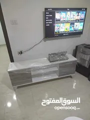  1 طاولة شاشه للتواصل واتس اب فقط
