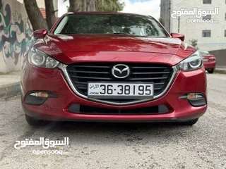  12 Mazda Zoom 3 2019