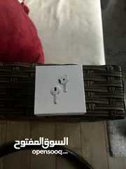  1 AIRPODS 4 ANC BRAND NEW CLOSED WITH BOX ORIGINAL
