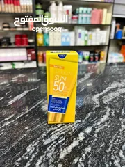  4 منتجات تجميل وعناية