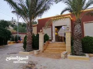  1 منزل شبه فيلا للبيع