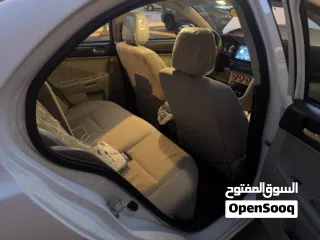  3 للبيع لنسر نظيف اللون ابيض ومن الداخل بيج