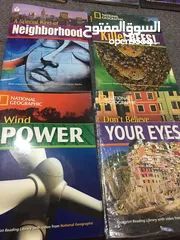  4 يتوفر مجموعه من مجلات NATIONAL GEOGRAPHIC  لغة انجليزية قطع صغير 15*20سم كل 3 ب دينار