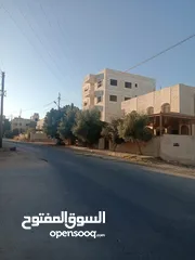  13 بيت عضم للبيع مكون من اربع طوابق و تسوية