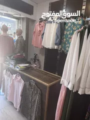  9 محل البسة بداعي السفر بدون خلو أجار شهري 325