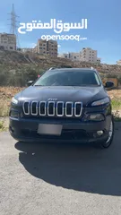  14 جيب شروكي موديل 2014 بحالة الوكالة للبيع  اوللبدل على سيارة احدث