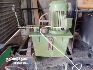  1 مضخة هيدروليك