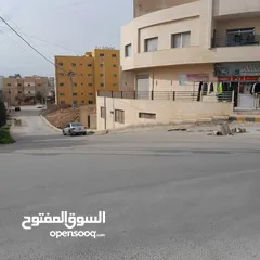  3 مجمع للبيع مادبا حنينا شارع السلطه بجانب سوبرماكت ابو حبيب الركيبات