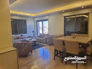  1 مستعجل - شقة مميزة للبيع 160 متر مع روف 55 متر حي الكرسي عمر البناء 10 سنوات