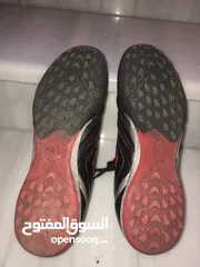  2 احذيه رياضيه مستعمله للبيع