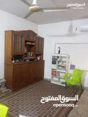  6 بيت للبيع /حي الجهاد