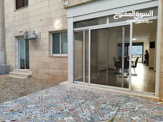  18 شقة مع حديققققة فخمه جديده مفروشة للإيجار في عين منجد