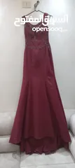  3 فستان سهرة خمري لبسة وحدة من ازياء توو موون سعر الشراء 100 دينار للبيع 