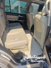  13 تويوتا لاندكروزر استيشن VXR 2011 V8