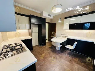  8 فاخرة ، مميزة ، احجزها الان