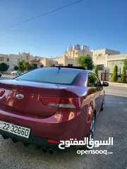  4 كيا سيراتو كوبيه 2012