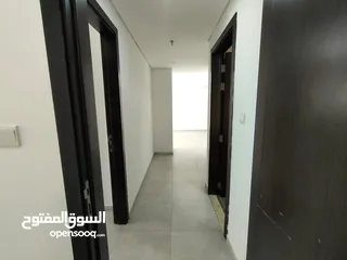  12 غرفتين وصاله للإيجار السنوي في عجمان منطقة النعيمية عجمان مقابل فندق رمادا بلاك علي شارع الشيخ خليفة