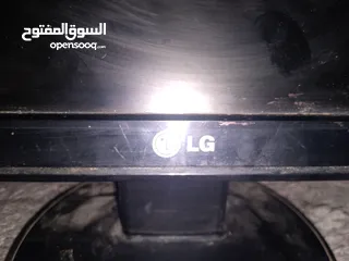  1 شاشه LG استعمال خفيف للبيع قابل للتفاوض