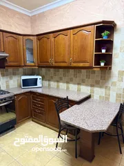  13 شقه مفروش لايجار شارع الجامعه الاردنيه  عائلات