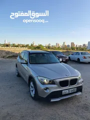  2 BMW X1 2012