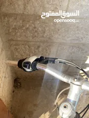  2 دراجه هوائية (بسكلبت) للبيع