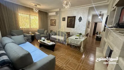  5 شقة مميزة للبيع في موقع مميز في الرابيه شبه أرضيه 180م بتشطيبات راقية / ref 9533