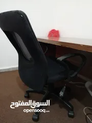  2 طاولت وكرسي مكتب للبيع المستعجل