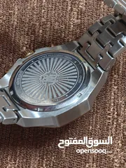  7 تشكيلة الساعات الفاخرة – أناقة الوقت بين يديك