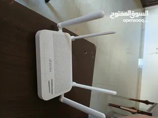  3 راوترات و مقوي اشارات للبيع
