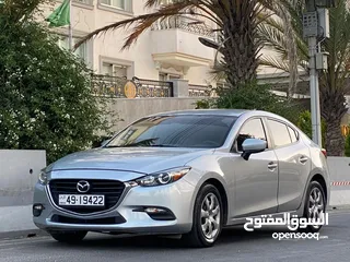  18 مازدا زوم 3 -  2019  بسعر 11600 دينار  كاش لون سلفر    لم تعمل سياحي او تطبيقات نهائي