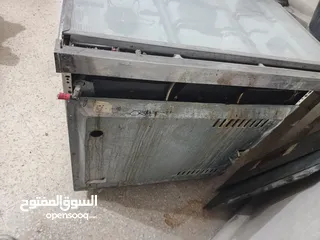  2 فرن غاز بحالة جيدة للبيع  5 عيون شغالة  الفرن شغال 100% اقرئ الوصف