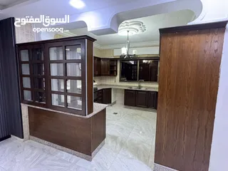  1 شقة فارغة للايجار في شفا بدران 3 نوم 320