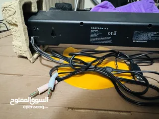  6 سماعة Taotronics بسلك  تشبك على اللابتوب و الكومبيوتر و التليفزيون و التليفونات  مستوردة من الكويت.