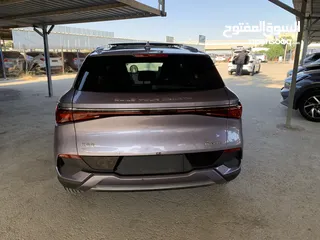  9 BYD Yuan plus 2023 بي واي ديه ايوان بلص صنف شامبيون فل الفل اوتبارك وباب خلفي كهرباء كراسي حامي بارد