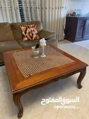  1 طقم طربيزات تفصيل للبيع