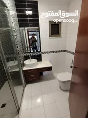  1 شقه فارغه للايجار ضاحيه الامير راشد + 4 نوم + 220 متر + غرفه خادمه+