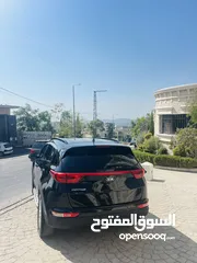  5 كيا سبورتاج للبيع فحص نخب  مش ناقصه ولا اشي  عداد قليل  امكانية البيع دفعة وشيكات