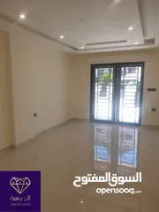  24 متوفر اخر 3 شقق بالعمارة شقتين أرضيات + طابق اول لم تسكن لقطه وبسعر مغري جدا عرض خاص أرقى مناطق خلدا