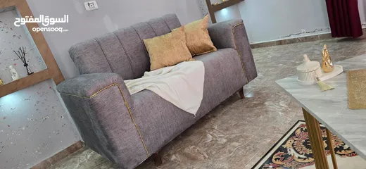  4 كنب 9مقاعد خشب سويد شبه جديدللبيع