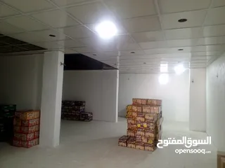  6 محل للايجار