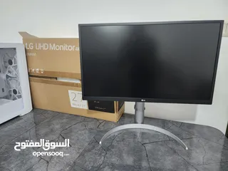  1 شاشه lg غير مستخدمه مفتوحه من الكرتون فقط