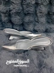  17 احذية نسائية