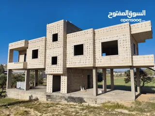  2 الارض والبناء للبيع او البدل سعر عالكاش حرق