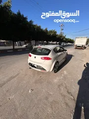  2 سيااات ليون 2013 ليون 2013