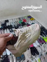  23 متوفر شروة بوات تصفيه اوروبي اغلبها ماركات عالميه رجالي ولادي بناتي ستاتي بسعر حرق البيع كميه كامله