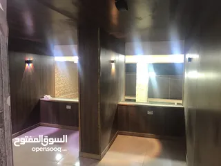  3 محل للبيع  مساحة 500 م أبراج عثمان  كورنيش المعادى