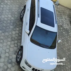  12 جيب جراند شيروكي V8