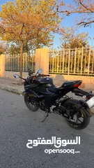  8 Suzuki gixxer 250 sf بحالة الوكالة