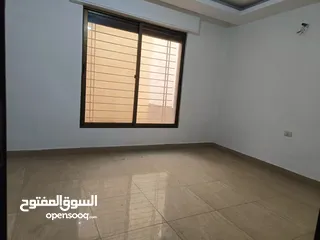  13 شقة ارضية خلفية للبيع  ربوة عبدون