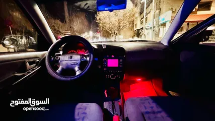  8 سيات قرطبه 2002 أوتوماتيك  دهان جديد موتو ر جيد قير  جيد   للبيع كاش او بدل على سياره احدث